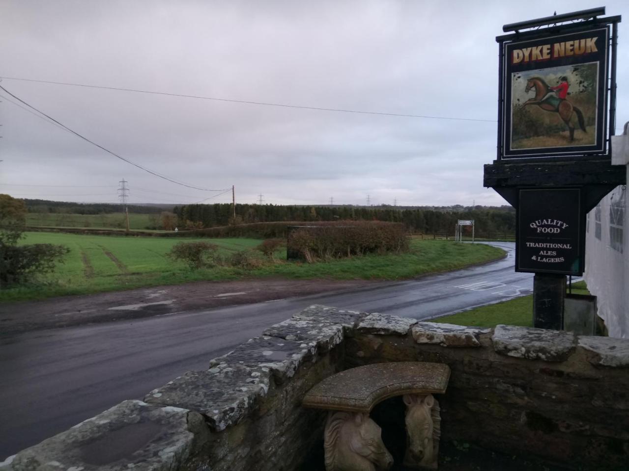 The Dyke Neuk Inn Meldon  Zewnętrze zdjęcie